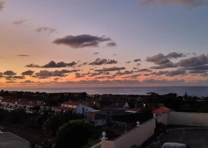 別荘 The Frenchie's House *